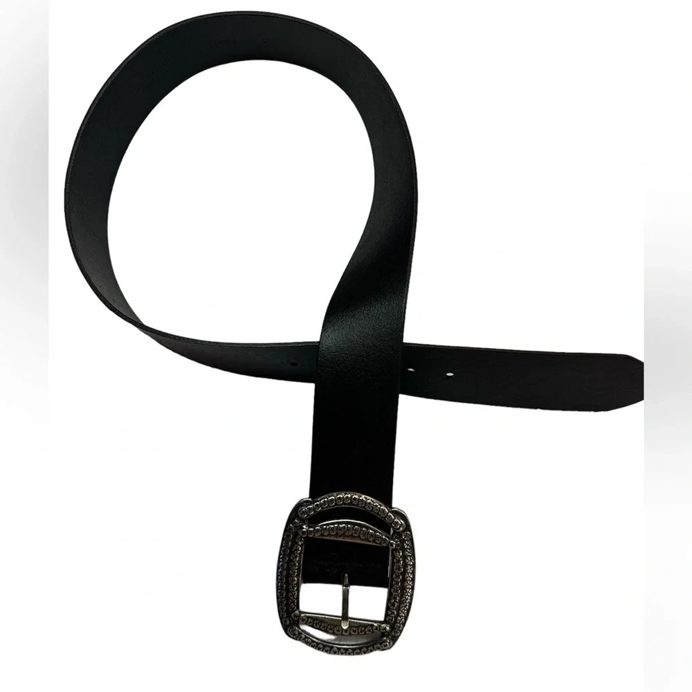 Genuine Leather Women’s Black Embossed Floral Silver Buckle Belt Medium